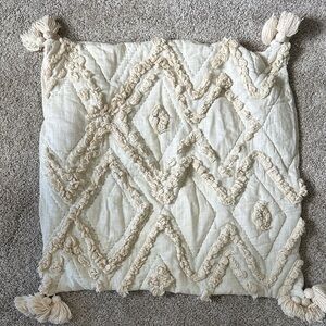 Anthropologie Cream Textured Euro Shams (2)